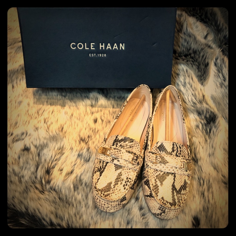Cole Haan Isabeli Driver
